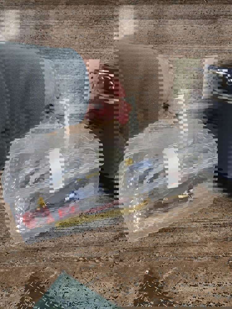 366309