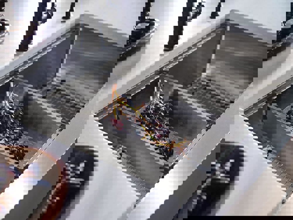 357505