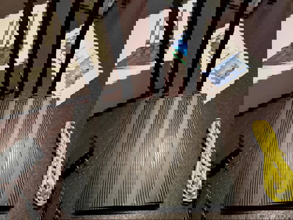 365630