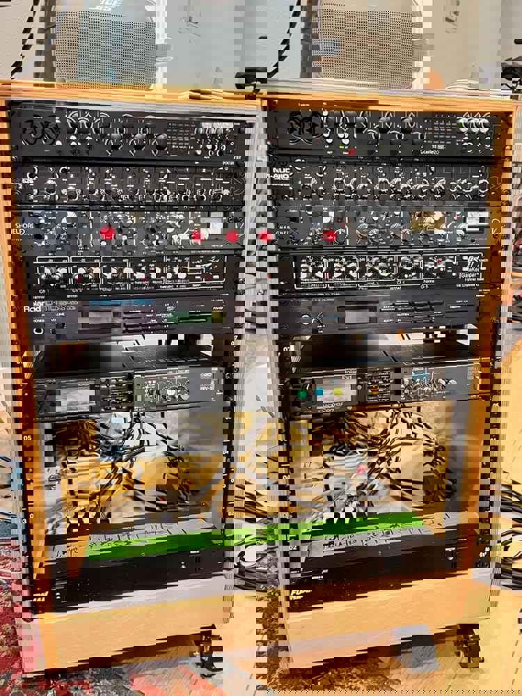 365586