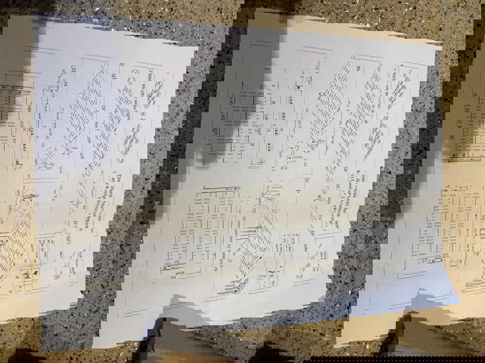 366937
