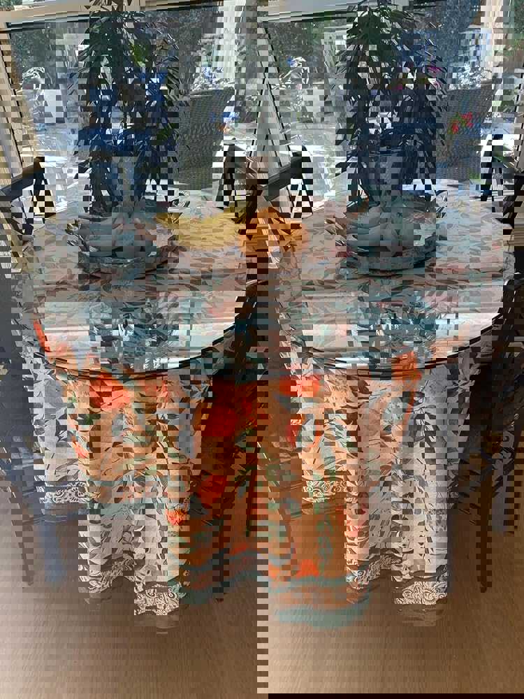 380185