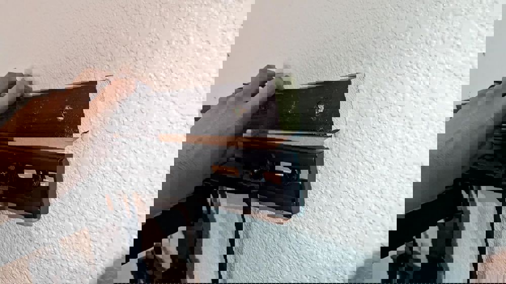 371866