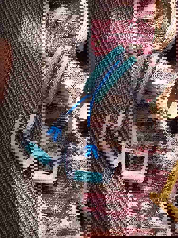 386185