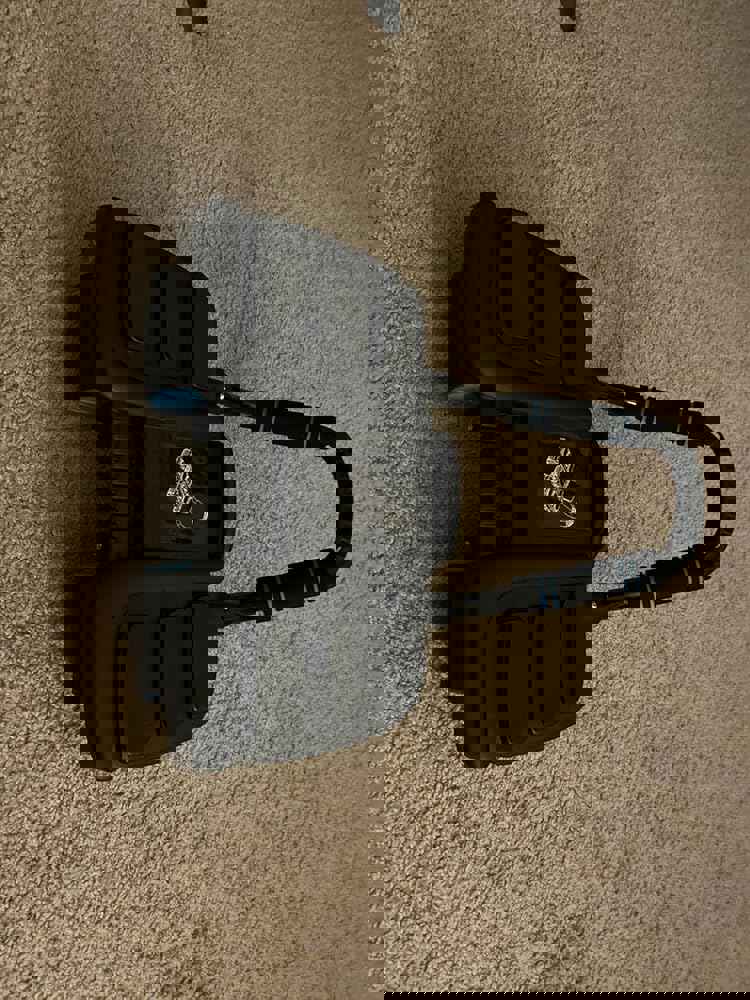 372862