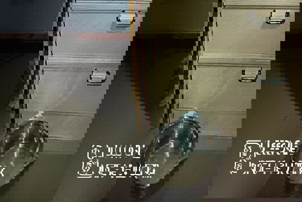 369468