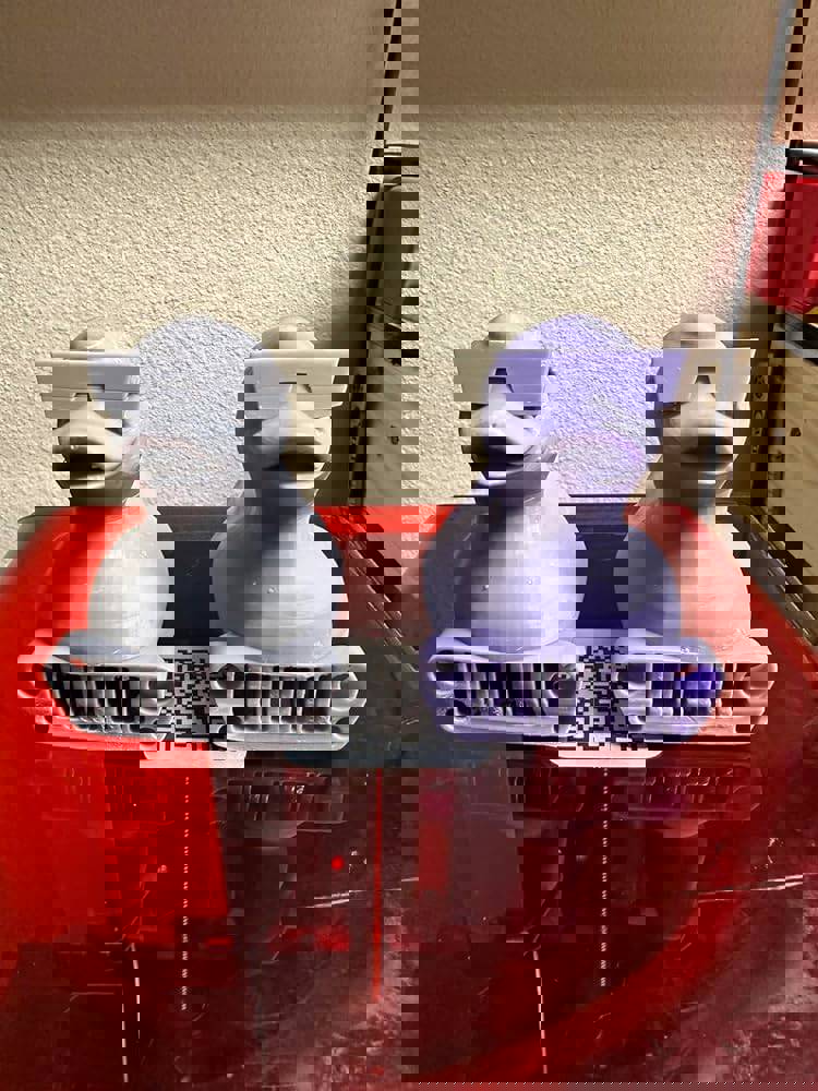 372903
