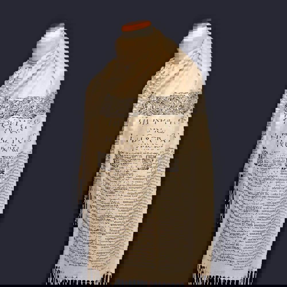 381015