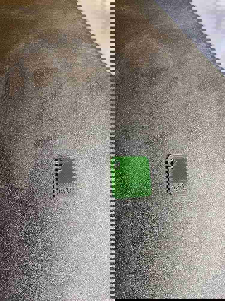 378106