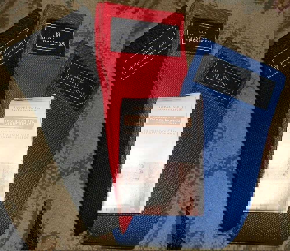 378061