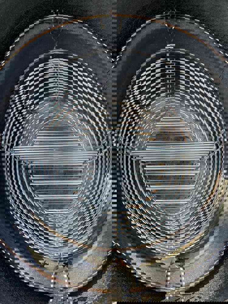 374182
