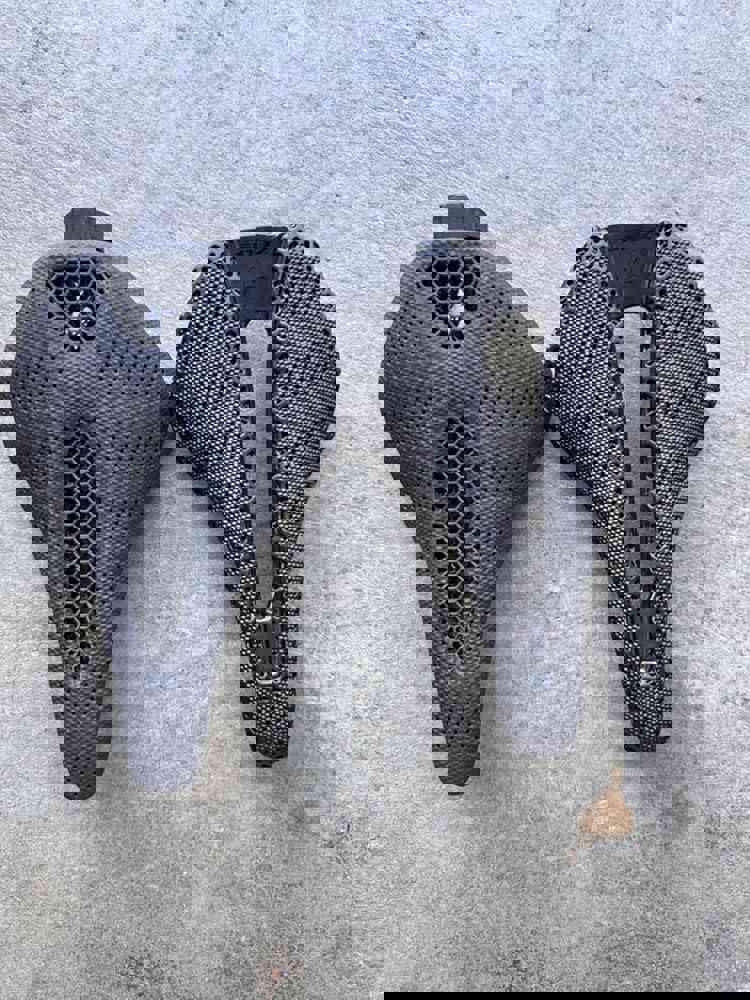 388334