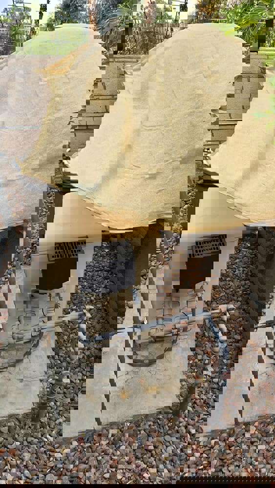 405252