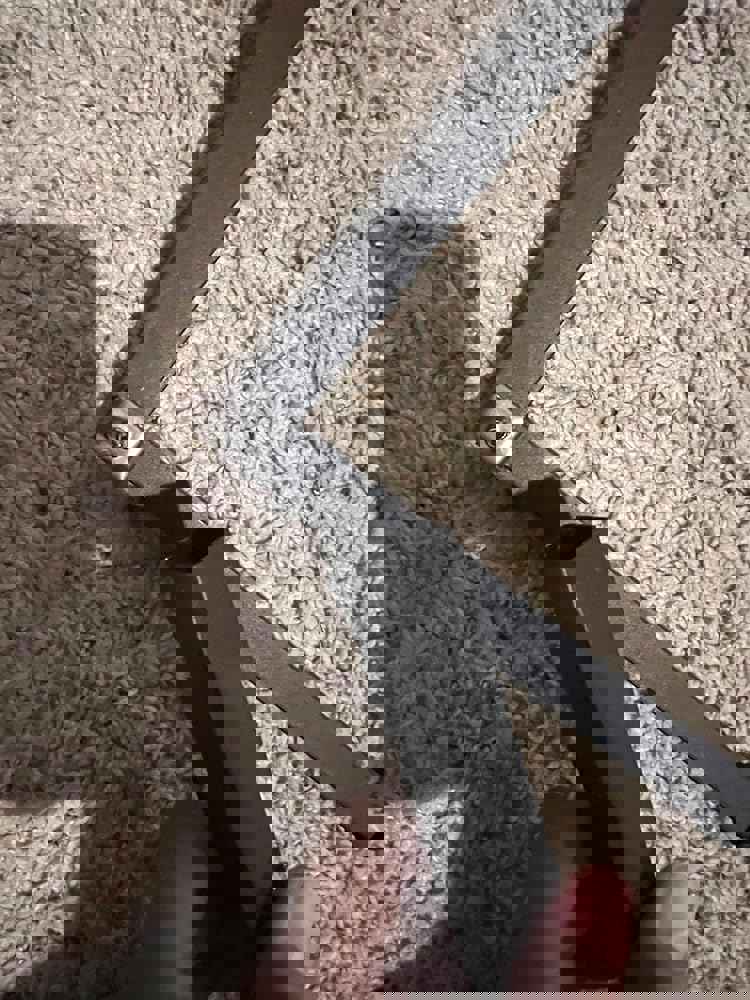 389277