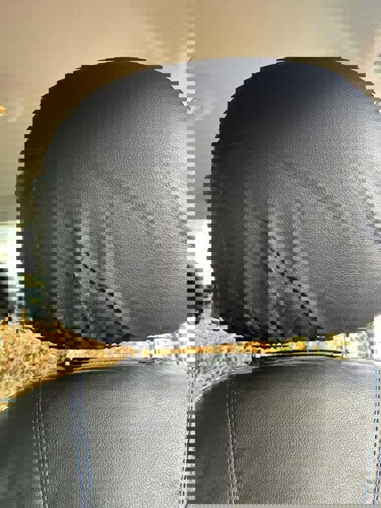 407483