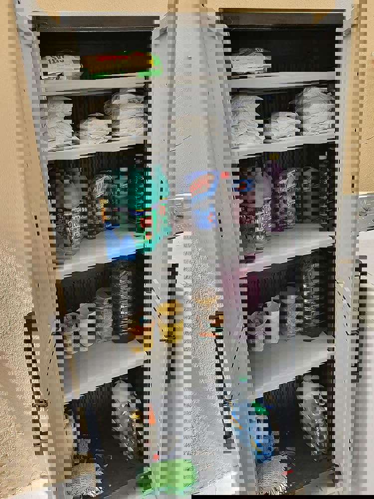 405664