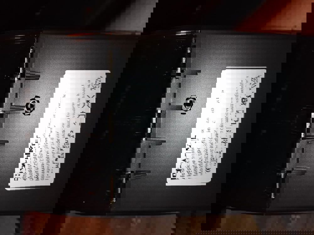 411911
