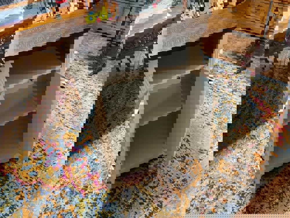 411947