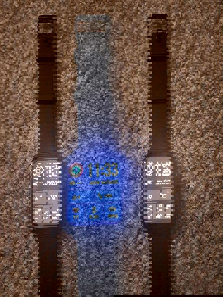 463358