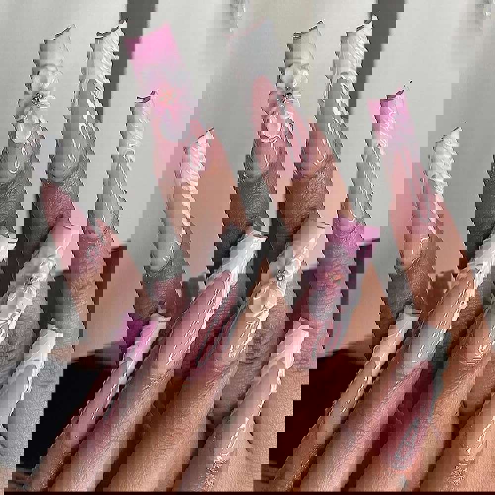 532052