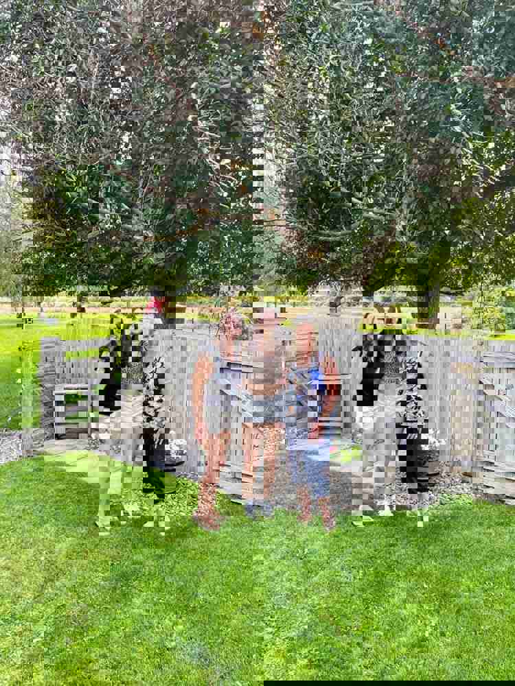 559472