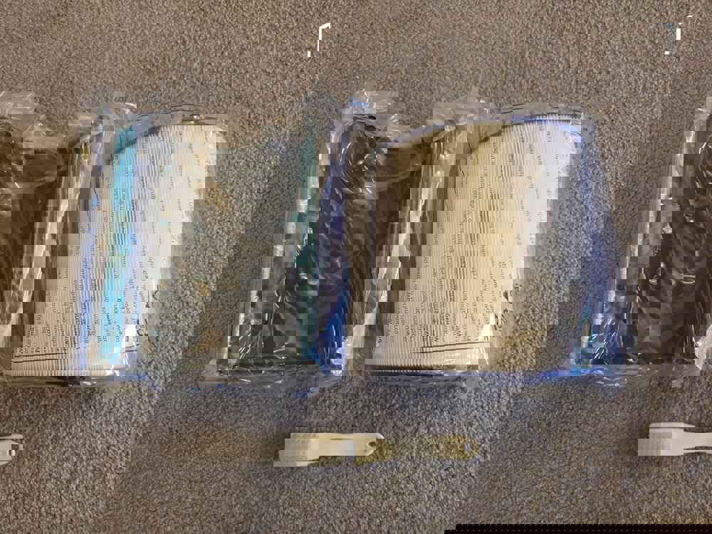 556177