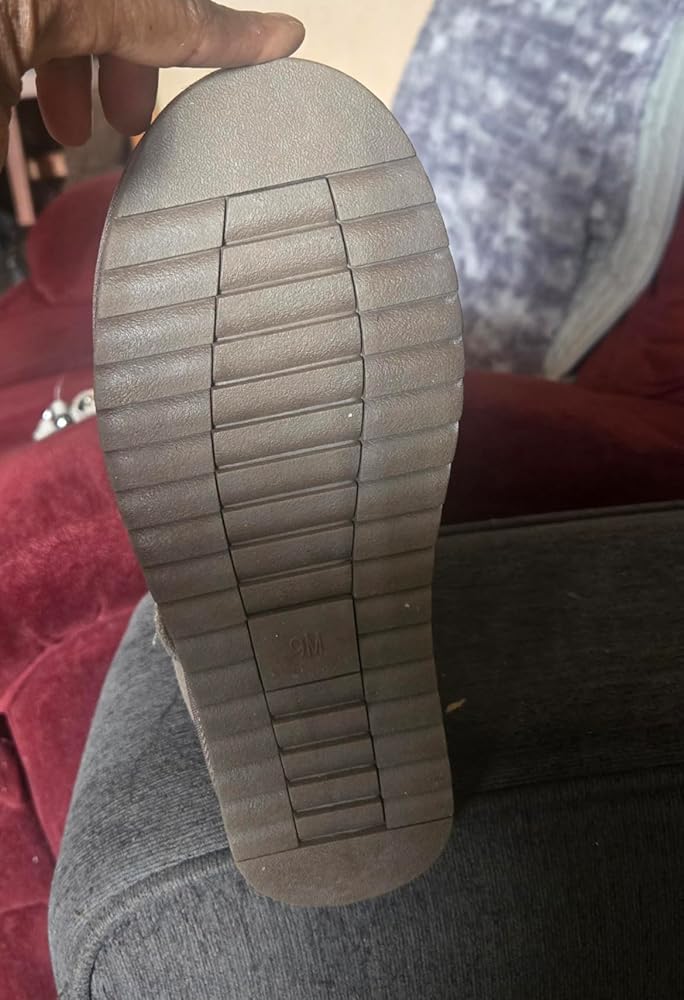 544472