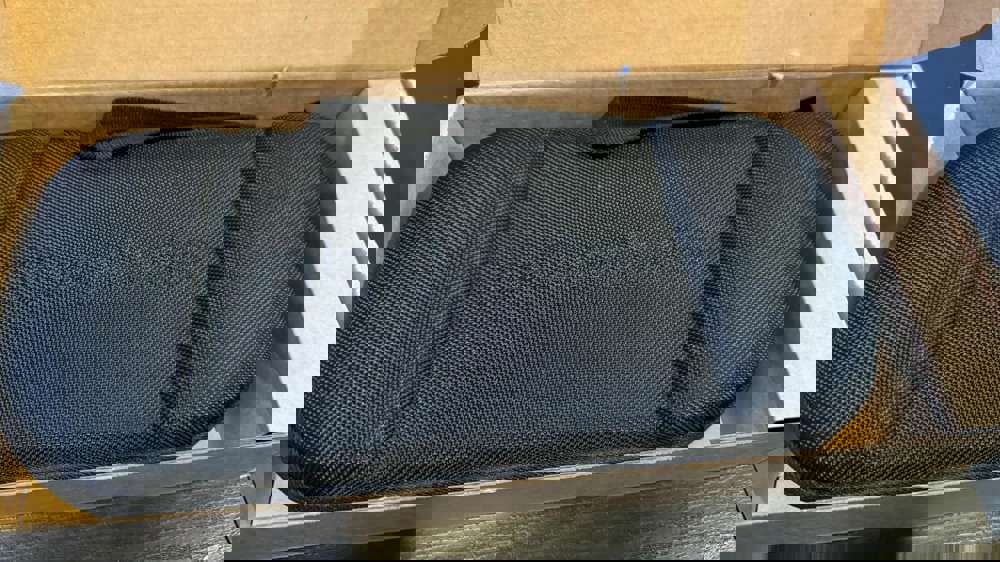 556256