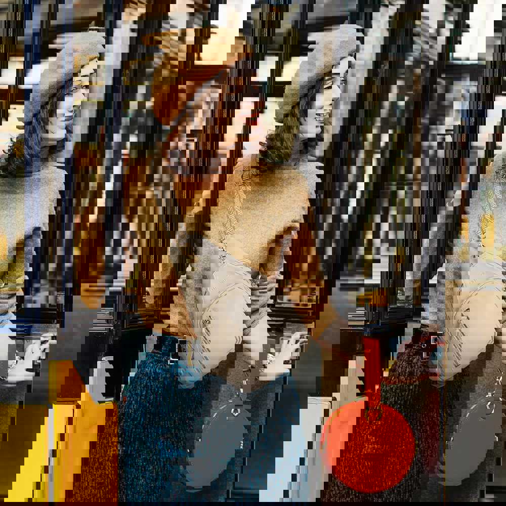 559379