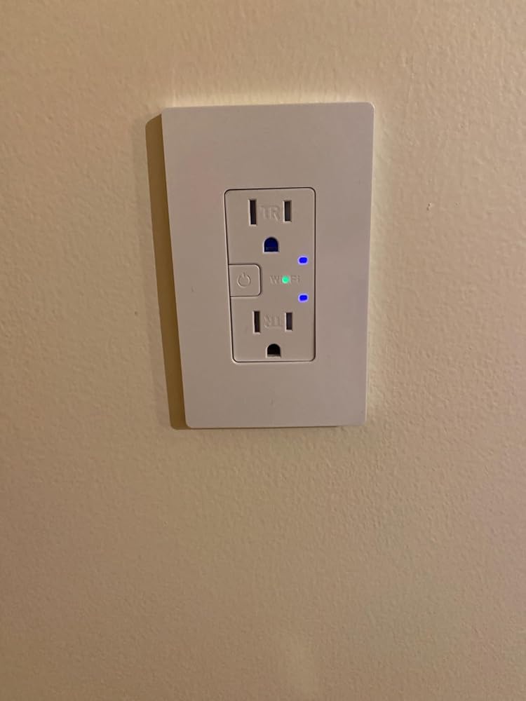 573766