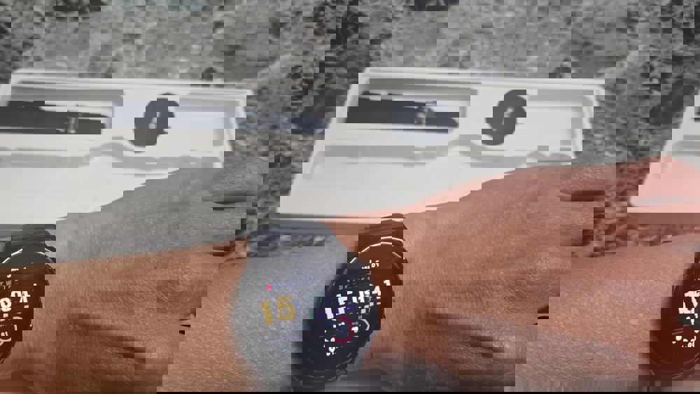 564741