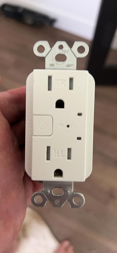 573769