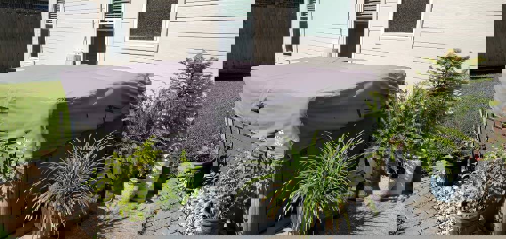 586127