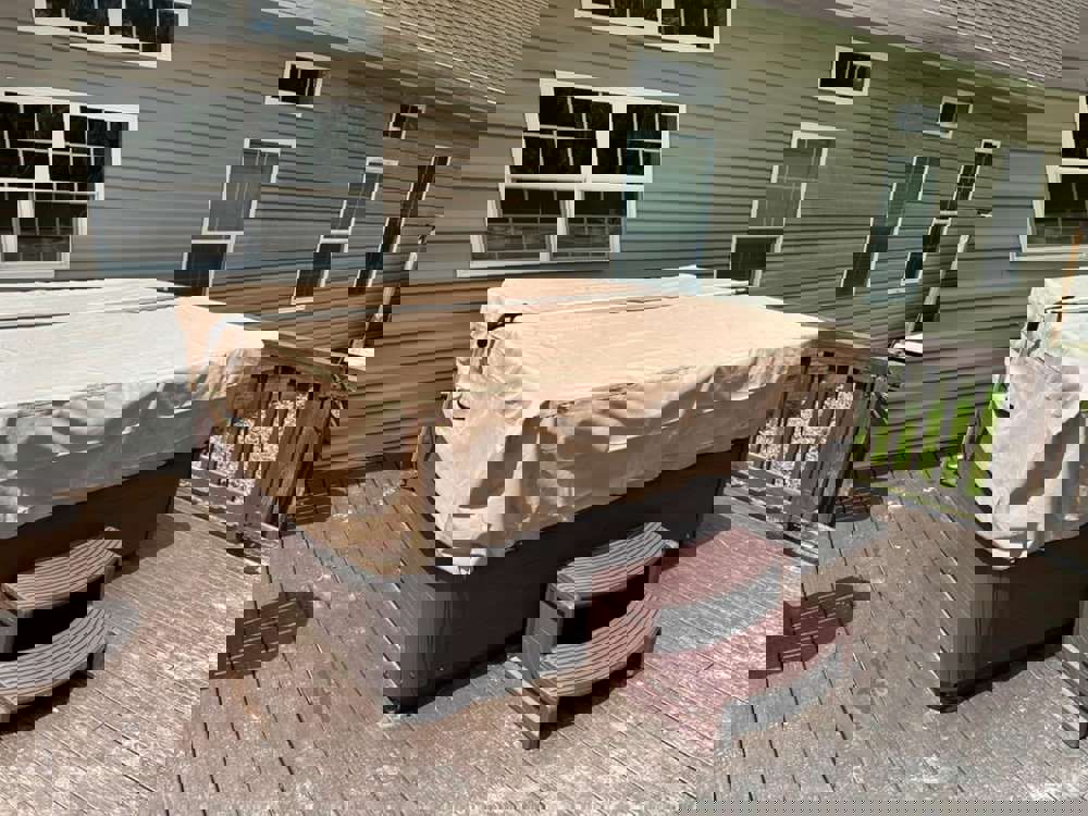 586119