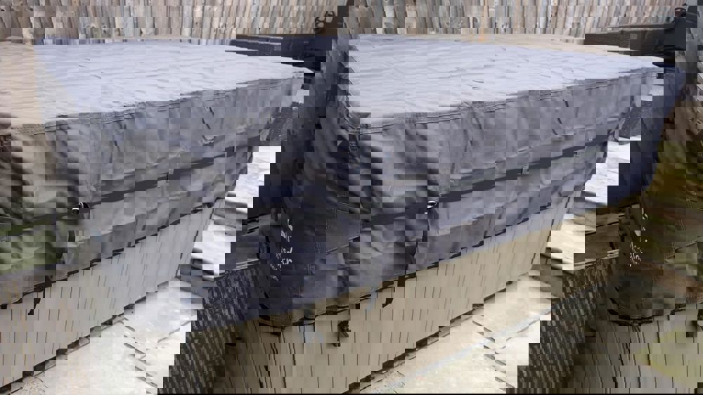 586130
