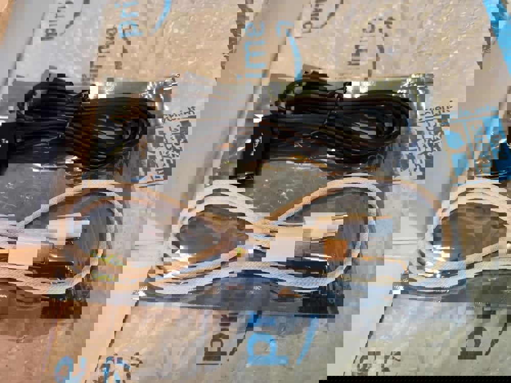 579960