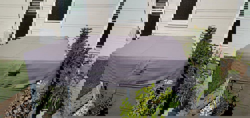 586129