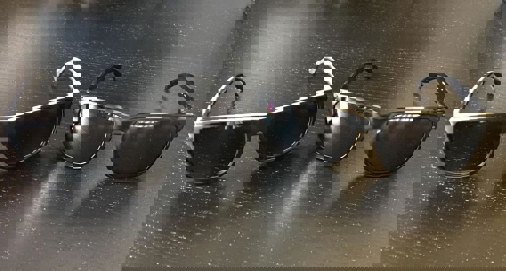 615999