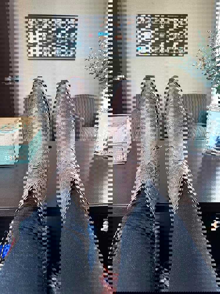 615933