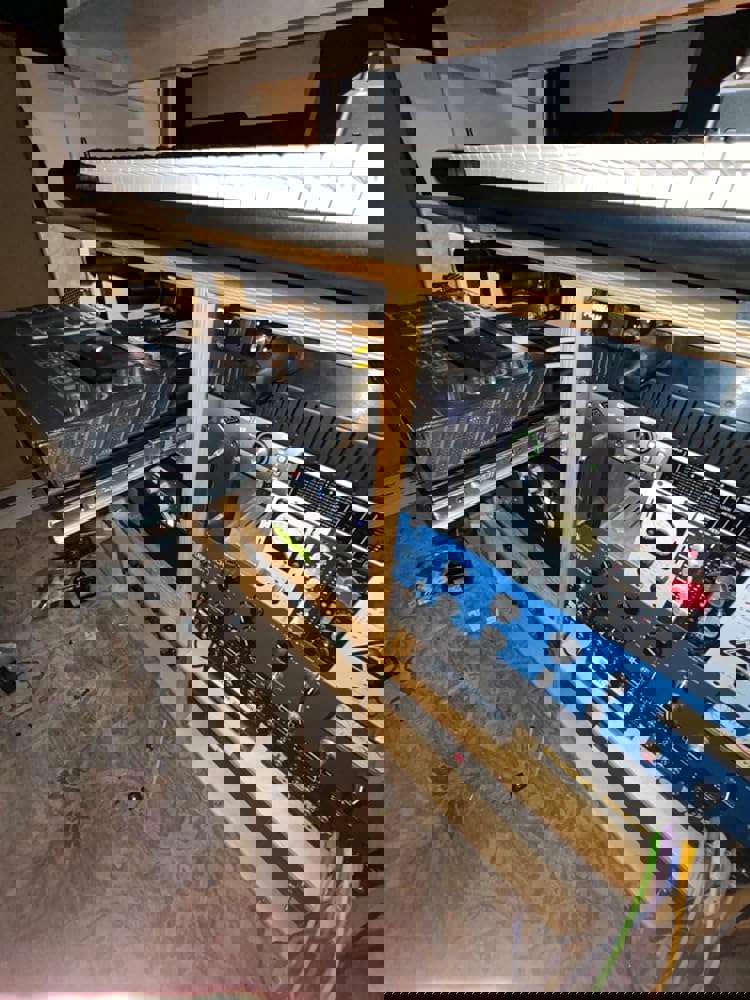 616484