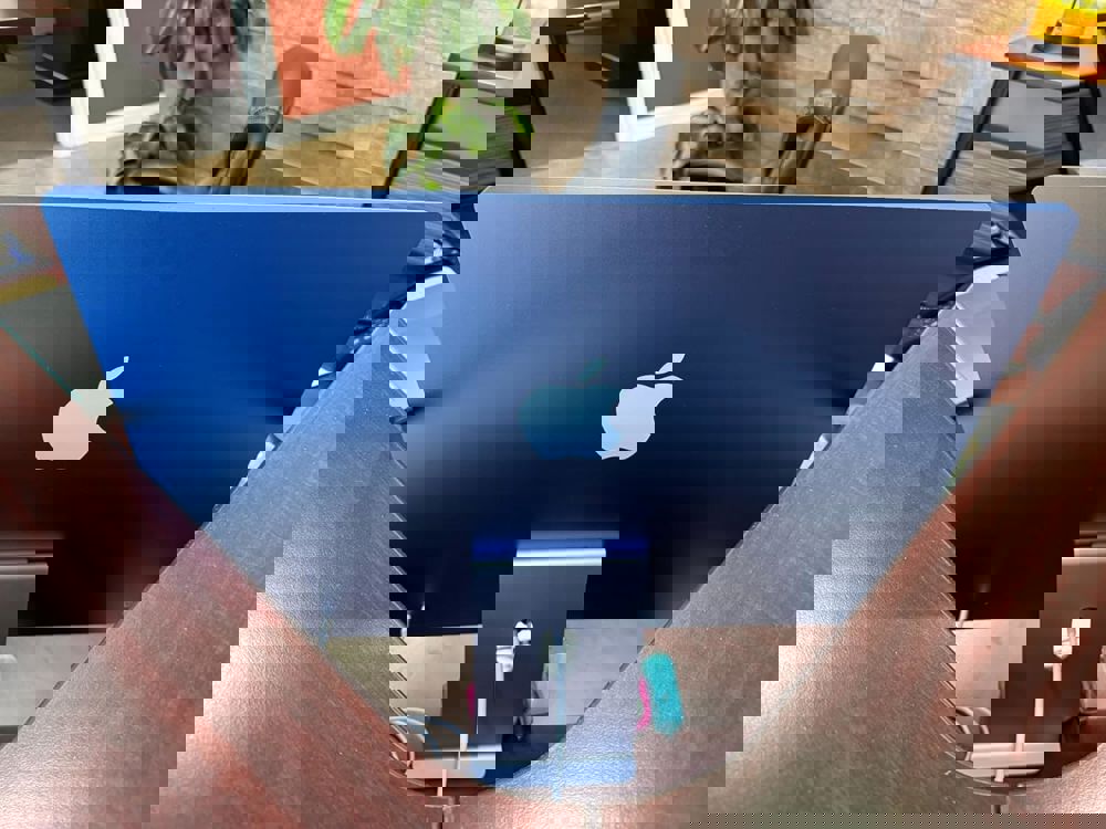 596241