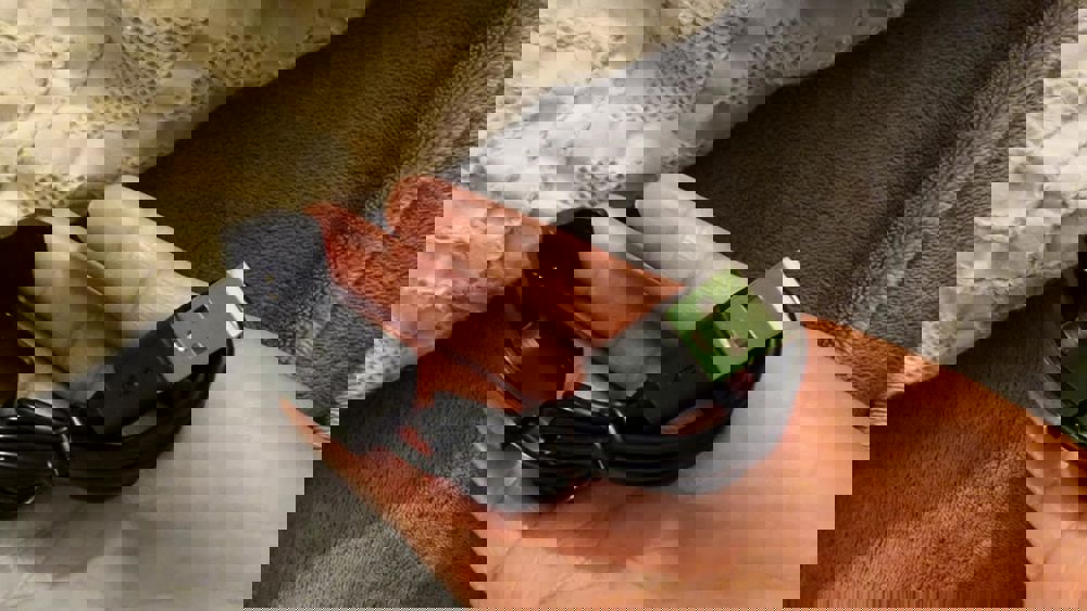 599210