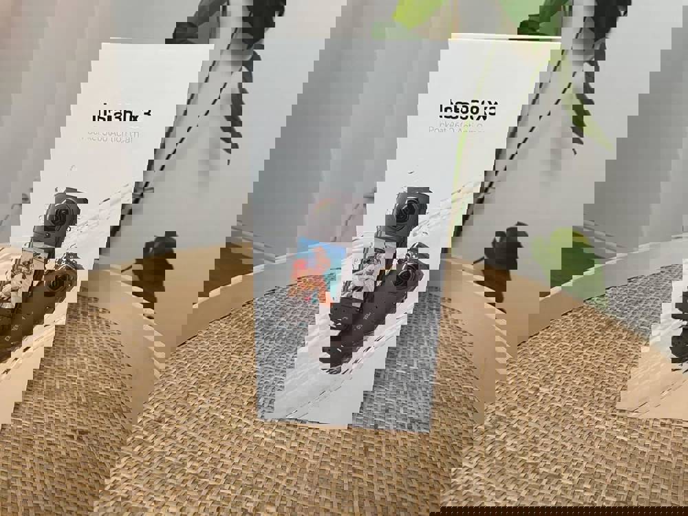 832147