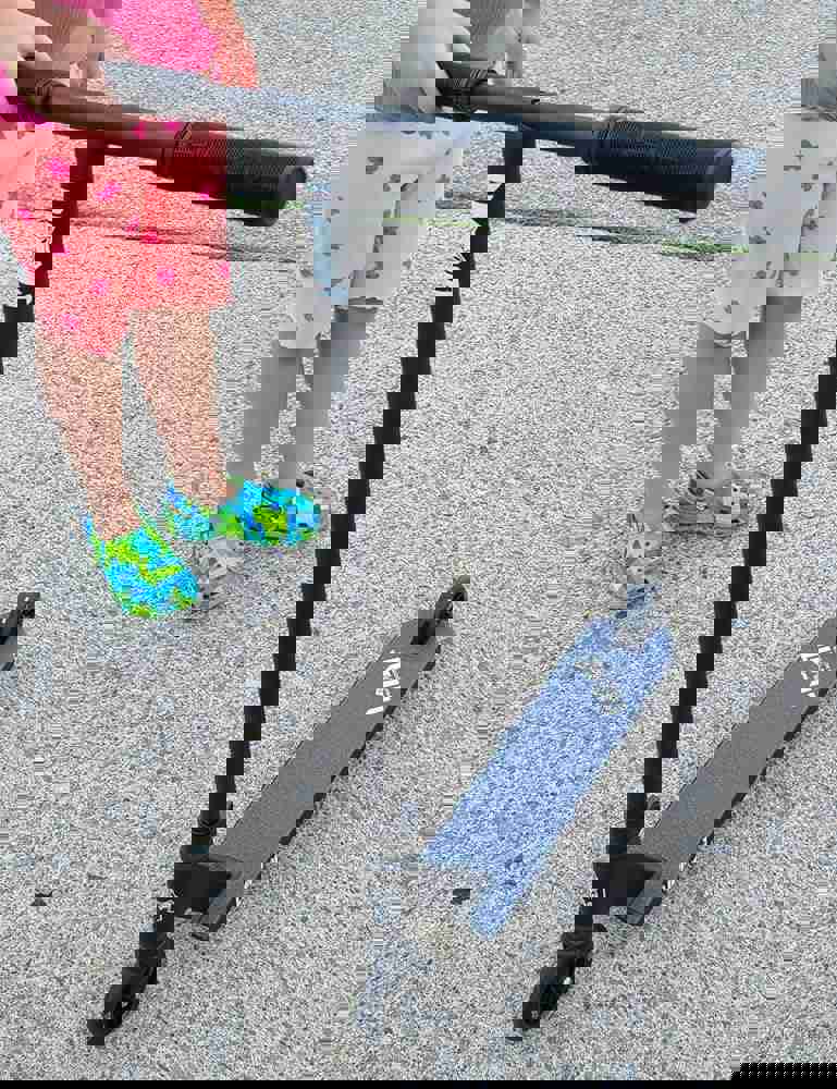 839897