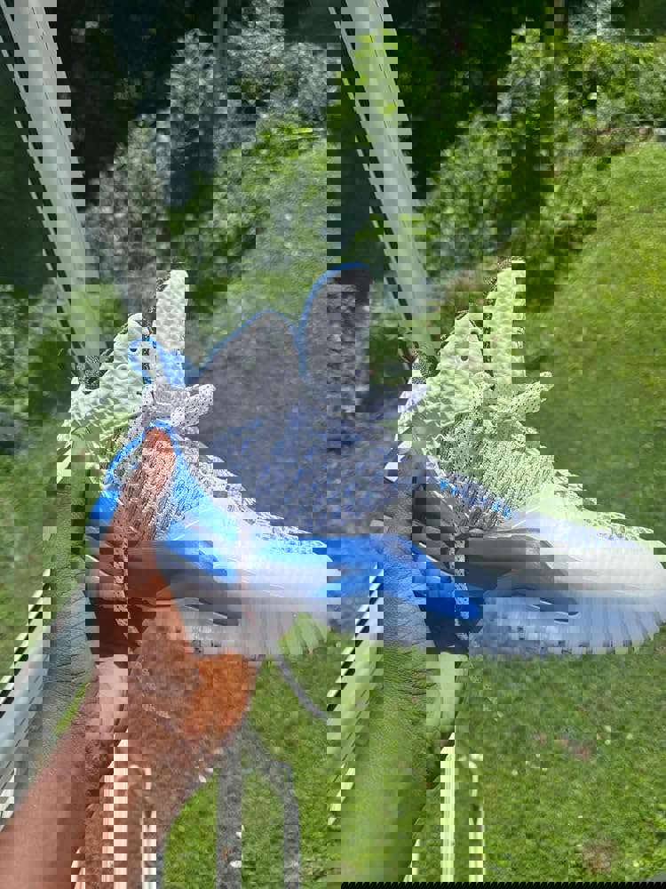 829700