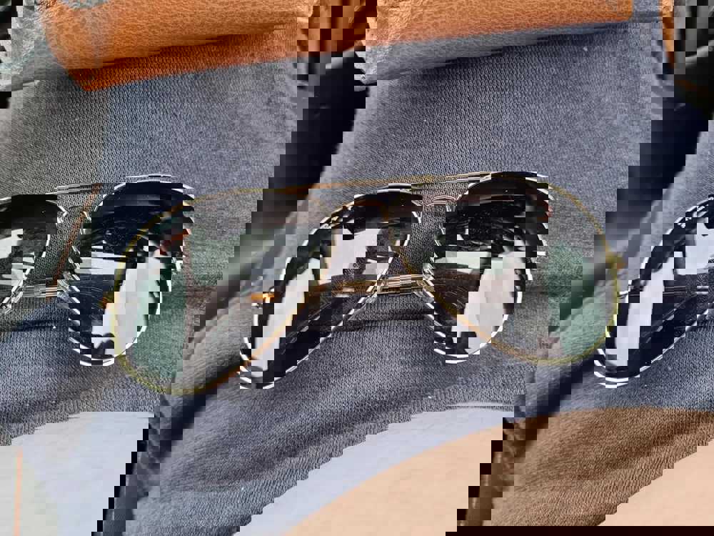 832526