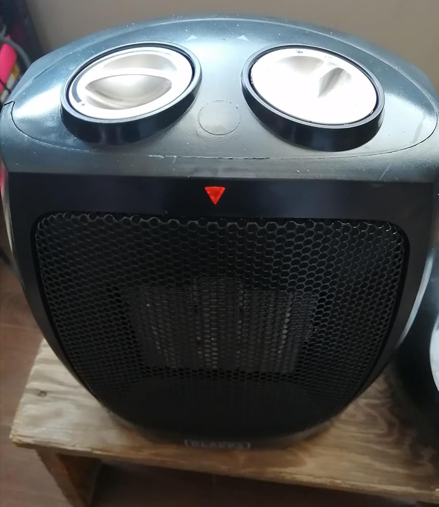 831105
