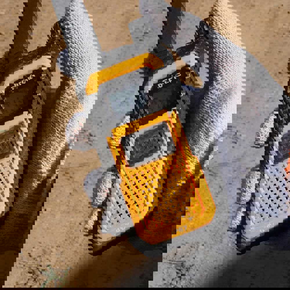 832416