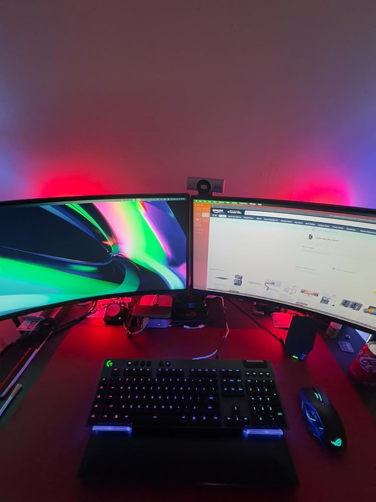 832472