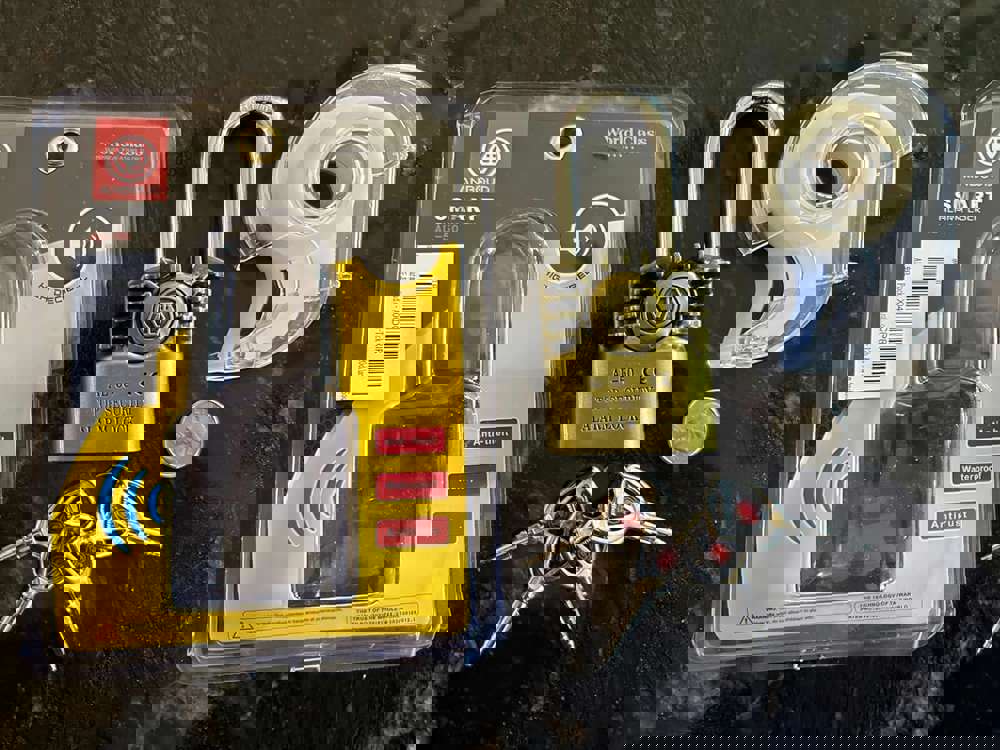 843311